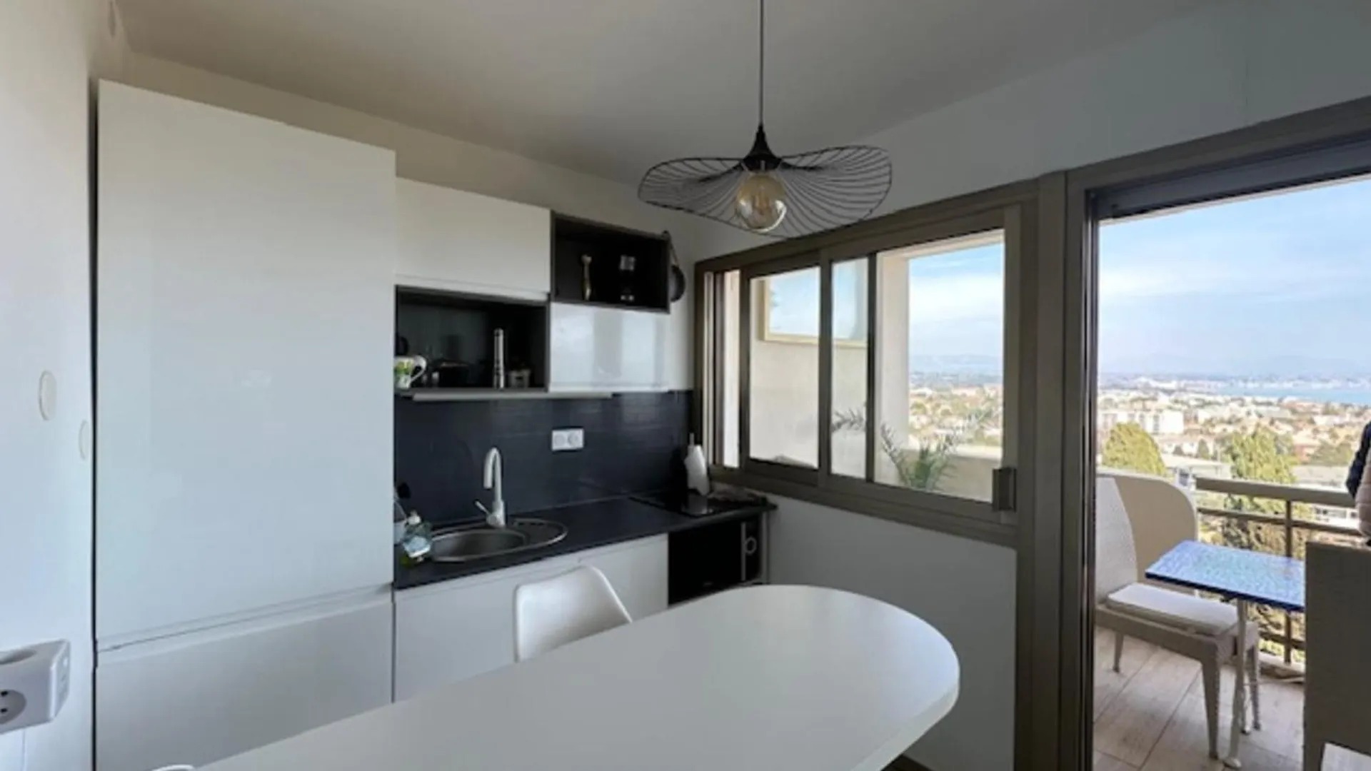 Lovely Studio For 2 - Panoramic View Antibes 0*,  France