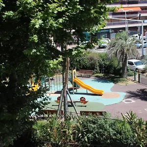 3 Pièces En Duplex Antibes